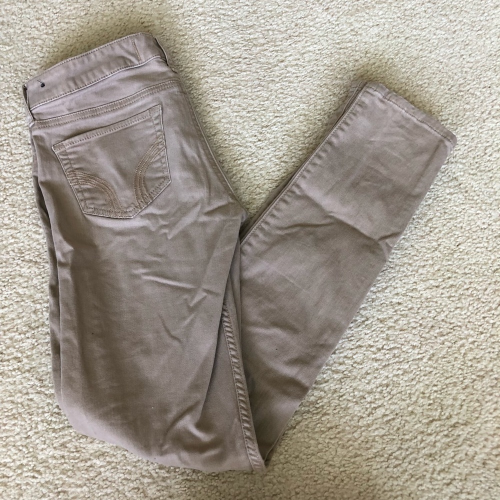 HOLLISTER SKINNY KHAKI PANTS